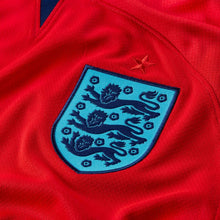Cargar imagen en el visor de la galería, Nike Men&#39;s England 22/23 Stadium Away Jersey

