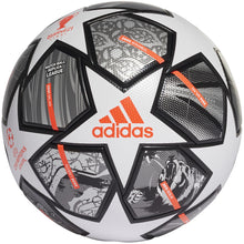 Cargar imagen en el visor de la galería, adidas Finale 21 Champions League Top Training Ball
