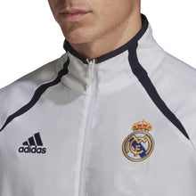 Cargar imagen en el visor de la galería, adidas Real Madrid 21/22 Teamgeist Woven Jacket
