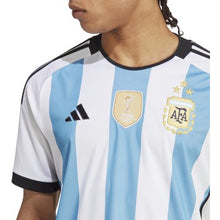 Cargar imagen en el visor de la galería, adidas Men&#39;s Argentina 2022 Home Jersey WC Winners
