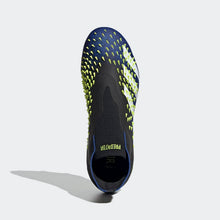 Cargar imagen en el visor de la galería, adidas Predator Freak+ FG Junior
