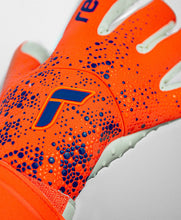 Load image into Gallery viewer, Reusch Pure Contact Speedbump
