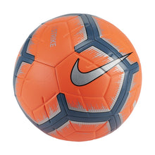 Cargar imagen en el visor de la galería, Nike Strike Ball
