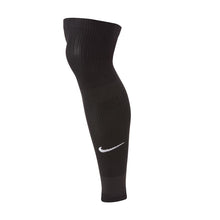 Cargar imagen en el visor de la galería, Nike Squad Soccer Leg Sleeve
