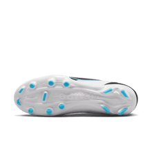 Cargar imagen en el visor de la galería, Nike Tiempo Legend 9 Club FG/MG
