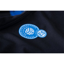 Load image into Gallery viewer, Umbro 2021 Men&#39;s El Salvador Training Jersey
