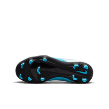 Cargar imagen en el visor de la galería, Nike Jr Phantom GX Club DF FG/MG
