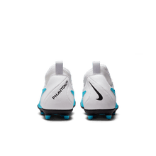 Cargar imagen en el visor de la galería, Nike Jr Phantom GX Club DF FG/MG
