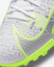 Load image into Gallery viewer, Nike Mercurial Superfly 8 Academy TF
