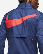 Cargar imagen en el visor de la galería, Men&#39;s Nike Graphic Football Paris Saint-Germain Repel Jacket
