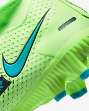 Load image into Gallery viewer, Nike Phantom GT Academy DF FG/MG
